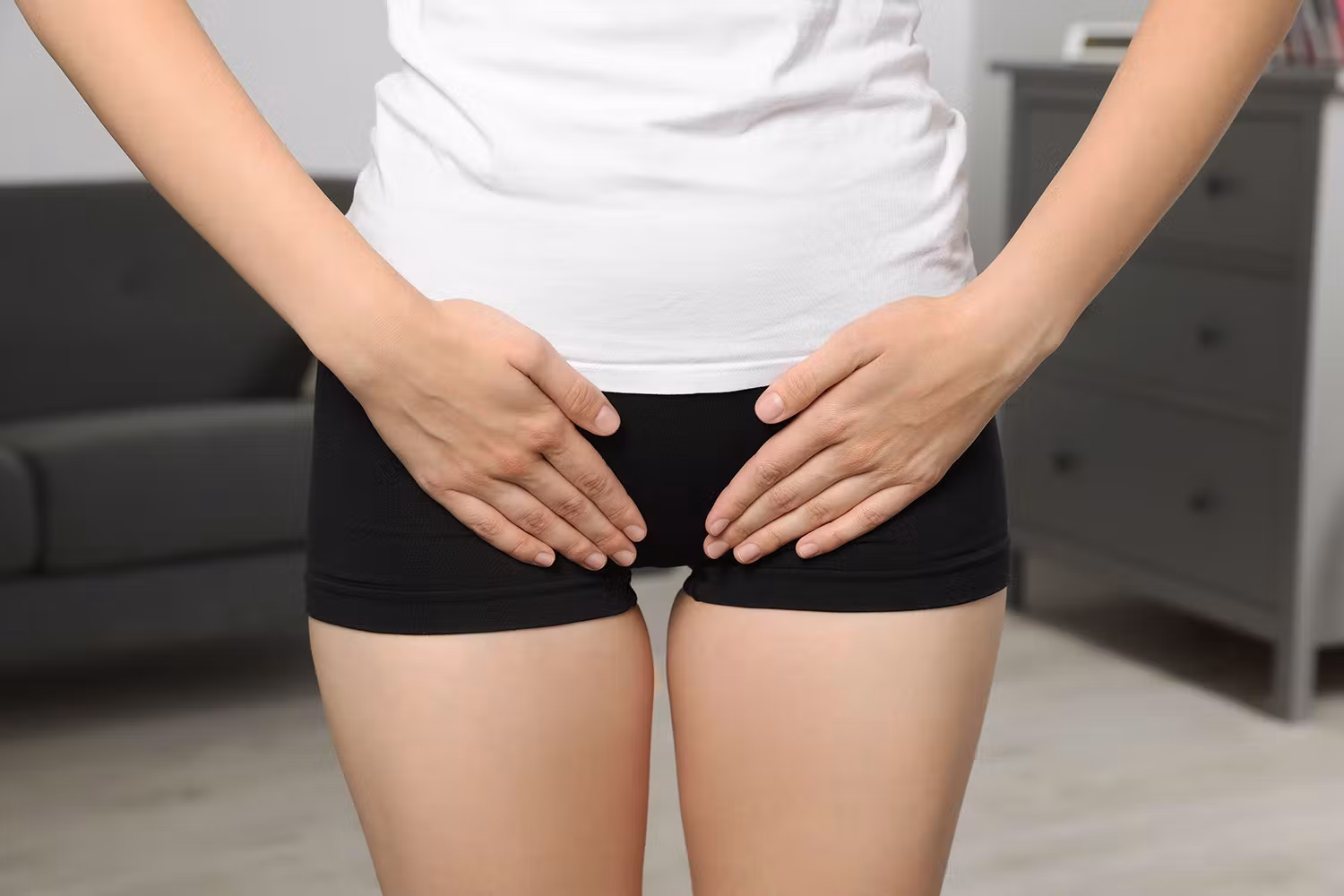 woman from herpes genital